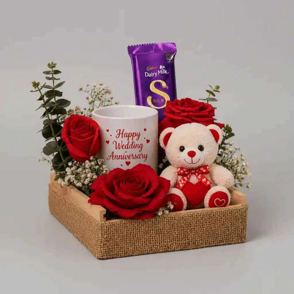 ورود حمراء مع كوب ذكرى الزواج ودمية دب وشوكولاتة ديري ميلك في صندوق خشبي flowerna